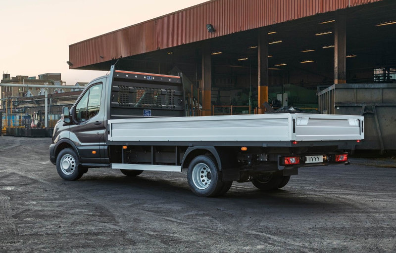 FORD TRANSIT CHASSIS CAB